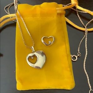 Gold Necklace + 2 pendants with tiny diamonds each